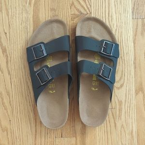 Birkenstock Arizona slide sandals size 43